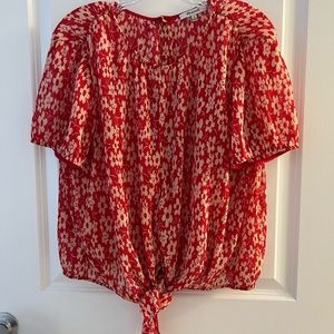 Madewell tie front floral pleated shirt with back buttons